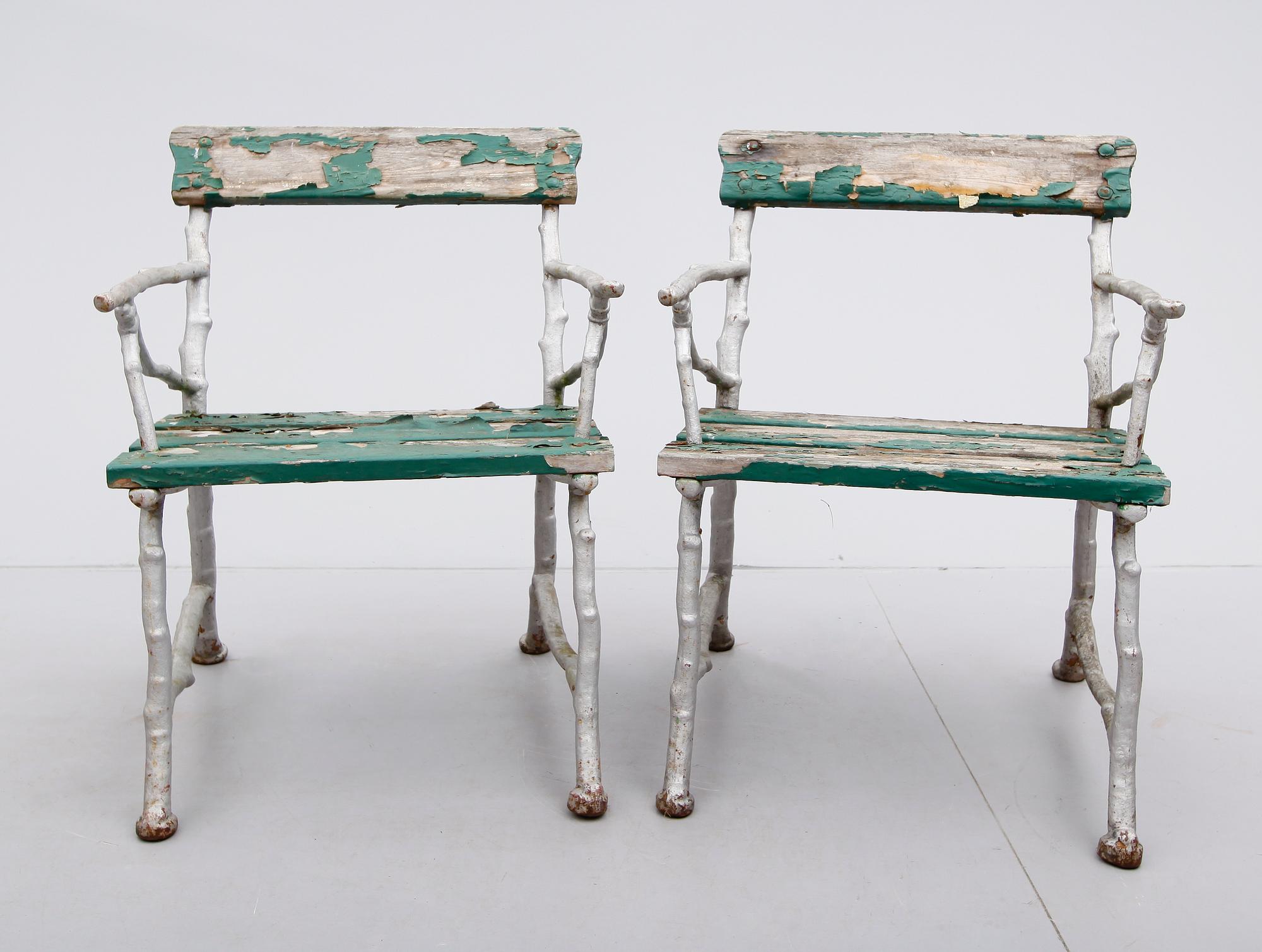 TRÄDGÅRDSTOLAR, 1 par, 1900-talets första hälft.