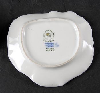 FIGURIN och FAT, porslin, Royal Copenhagen.