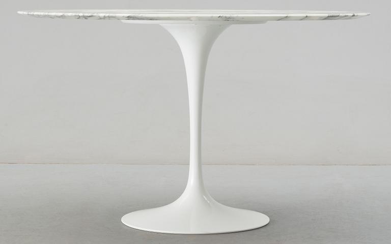 BORD, Eero Saarinen "Tulip", Knoll International, 2008 USA.