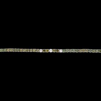 784. A coloured brilliant cut diamond bracelet, tot. 5.49 cts.