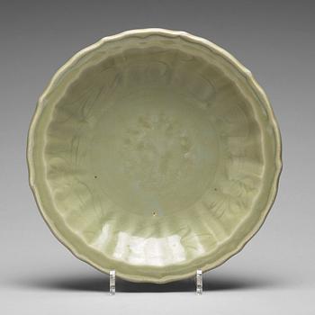 753. A celadon glazed dish, Ming dynasty (1368-1644).