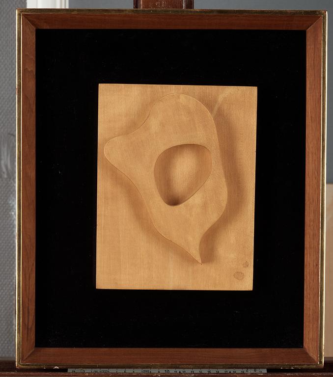 Jean (Hans) Arp, "Profile".