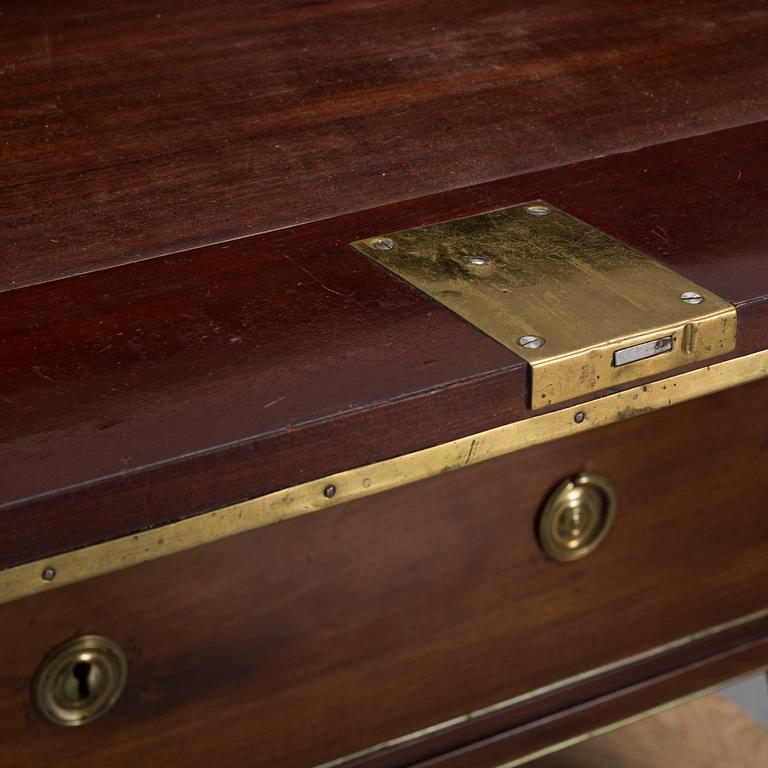 An early 19th century commode.