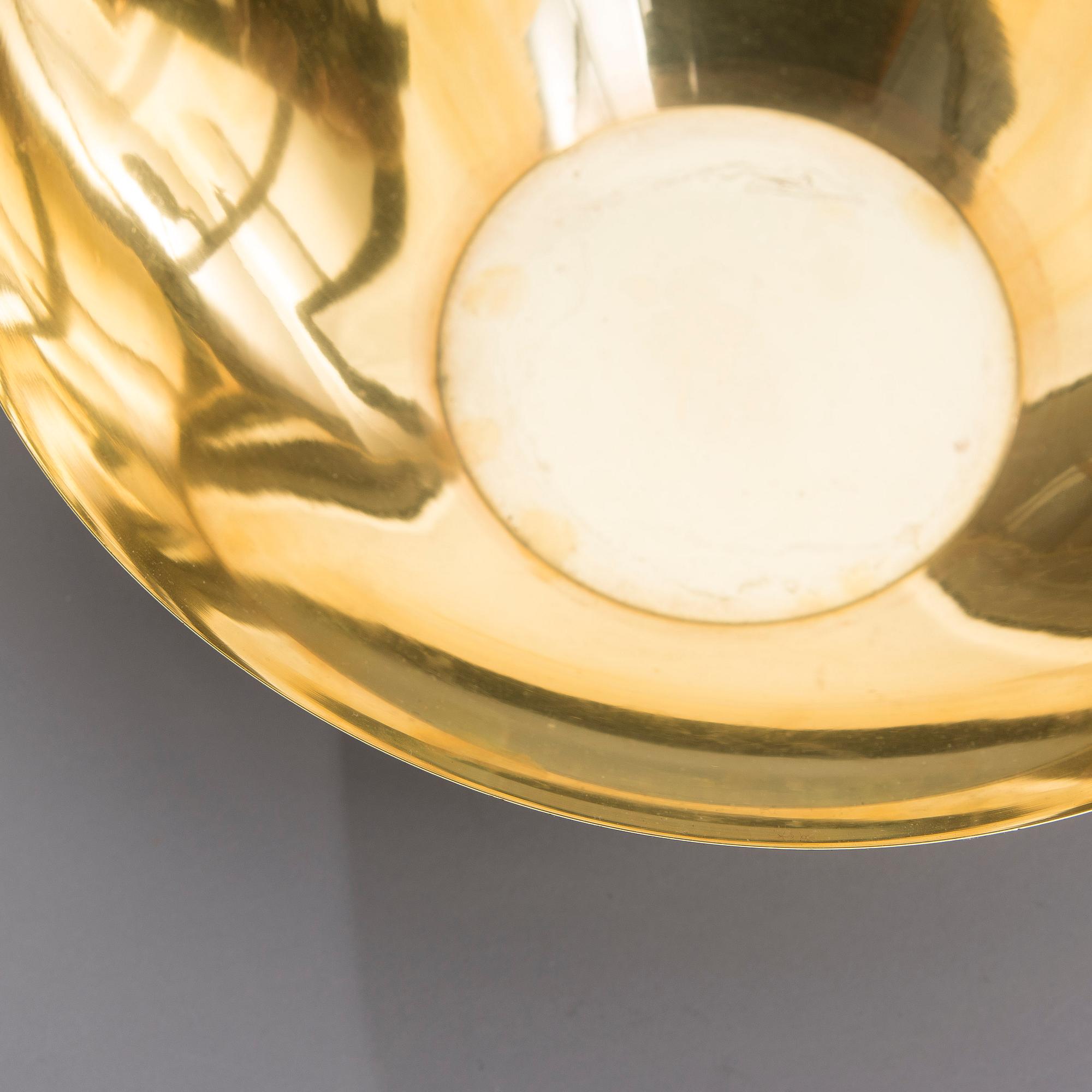 ARNE JACOBSEN, MÄSSINGSSKÅL. Märkt: Stelton Brassware Denmark. 1960-tal.