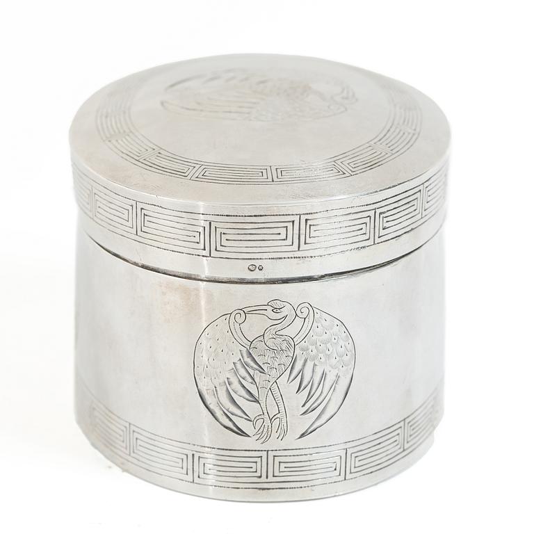 Skrin, silver, Japan, 1900-talets första del.