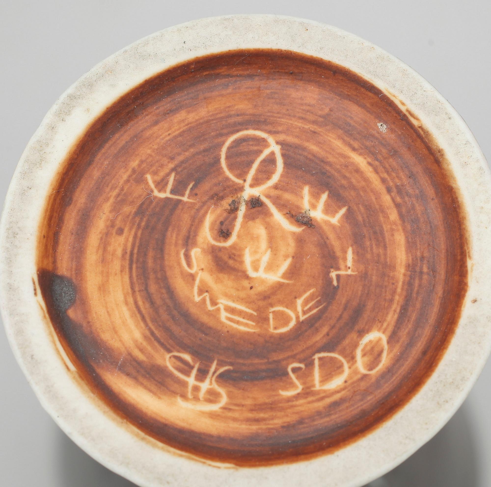 VASER samt SKÅLAR, 6 delar, stengods, Carl Harry Stålhane, Rörstrand, 1900-talets andra hälft.