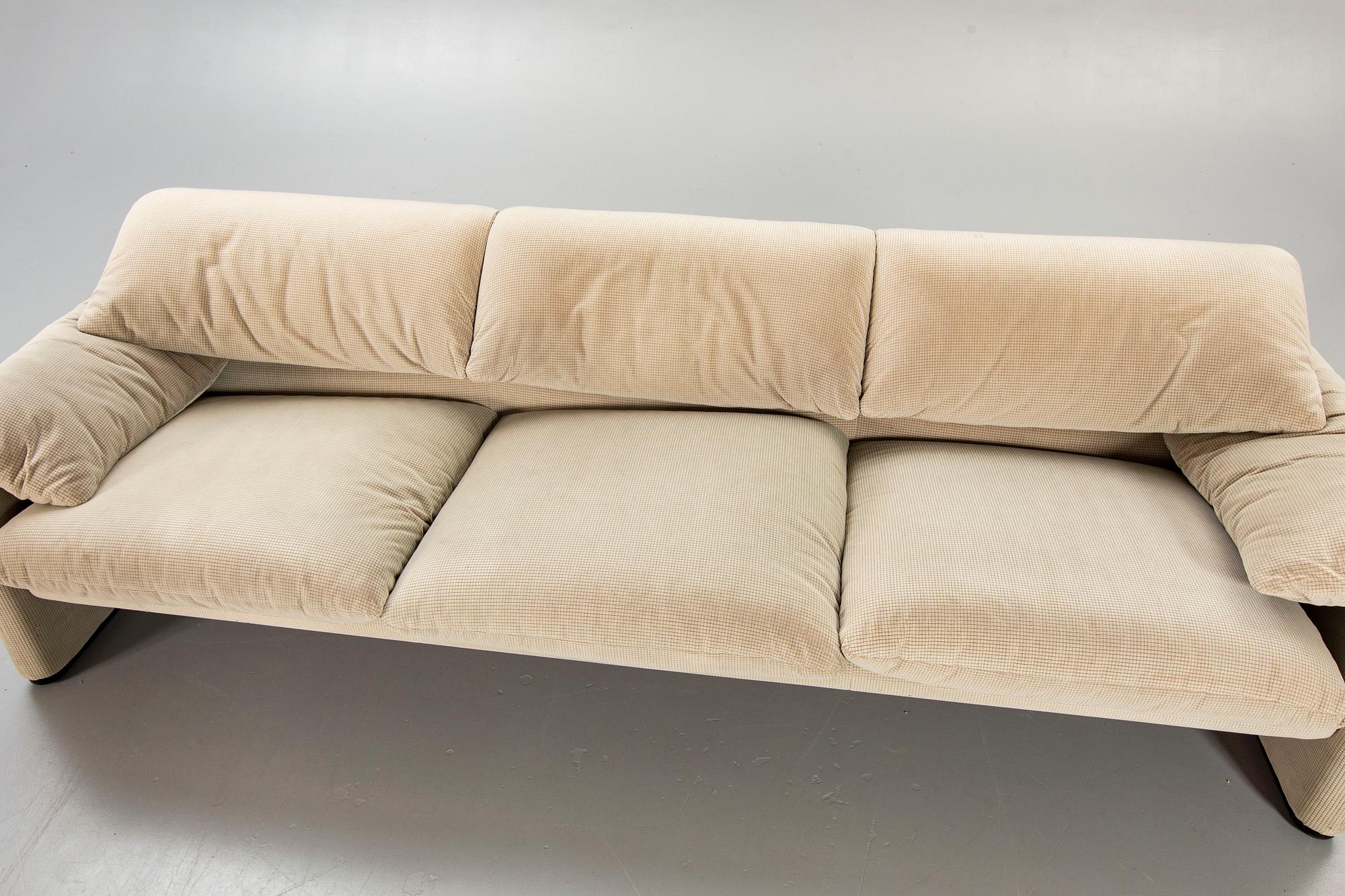 Vico Magistretti, soffa "Maralunga"för Cassina 1900-talets senare del.