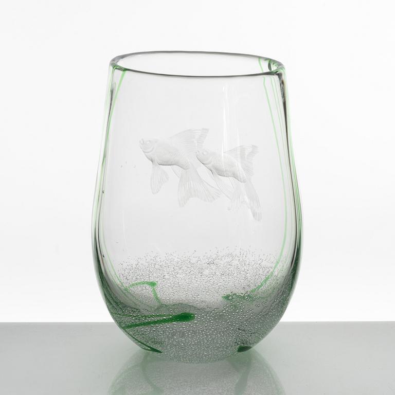 Vicke Lindstrand, a 'Sjögräs' vase, Orrefors, 1942.