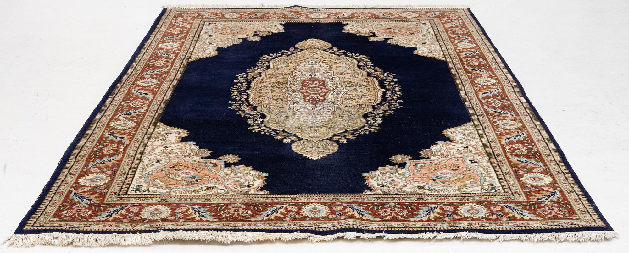 Carpet, Persia, approx. 290 x 195 cm.