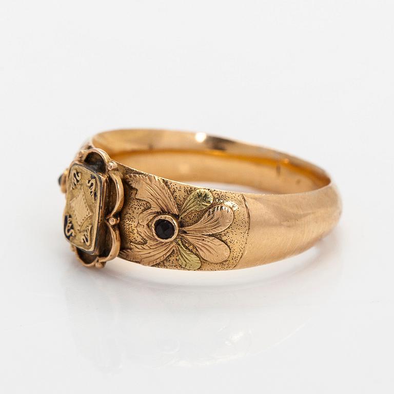 Ring, 18K guld, granater.