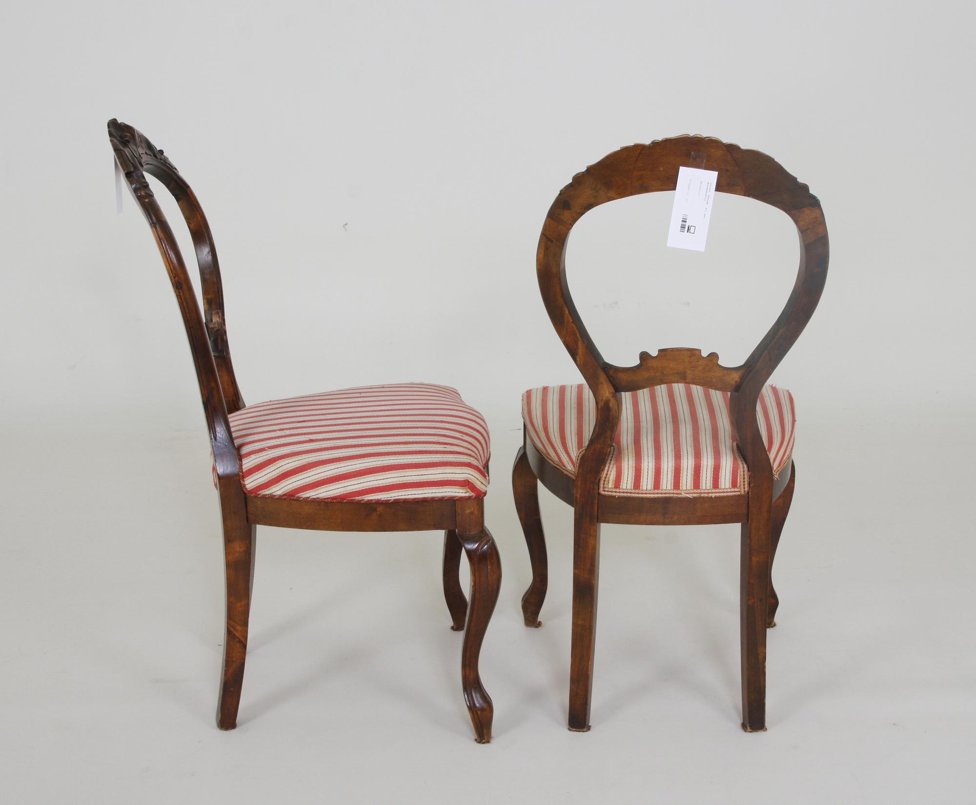 STOLAR, ett par. Nyrokokostil.