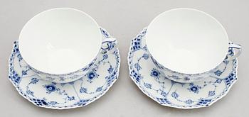 TEKOPPAR MED FAT, 12 st, porslin, Royal Copenhagen.