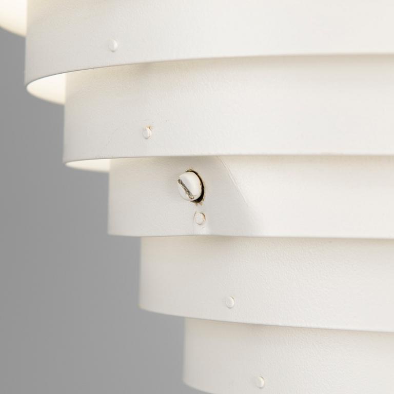 ALVAR AALTO, LATTIAVALAISIN, A 805 "Enkelinsiipi". Valmistanut Valaistustyö. Suunniteltu 1954.