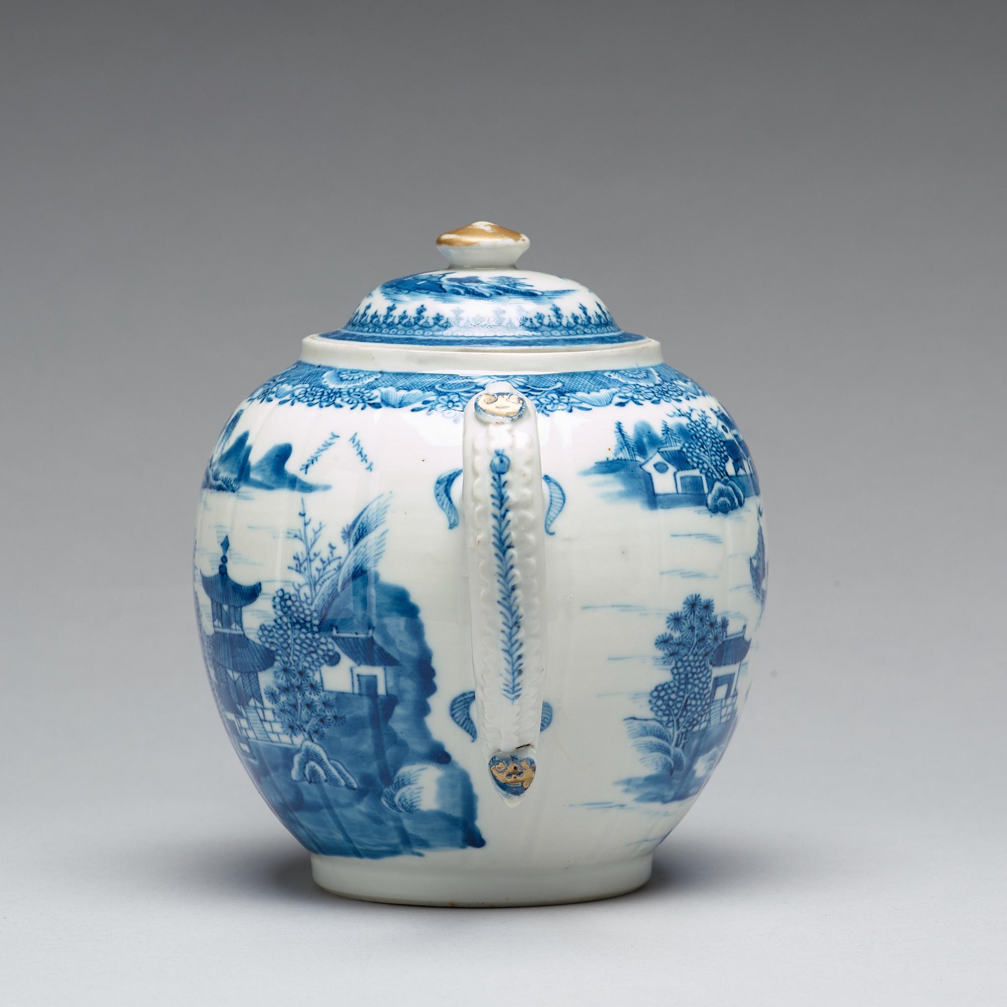 PUNCHKANNA med LOCK, kompaniporslin. Qingdynastin, Qianlong (1736-95).