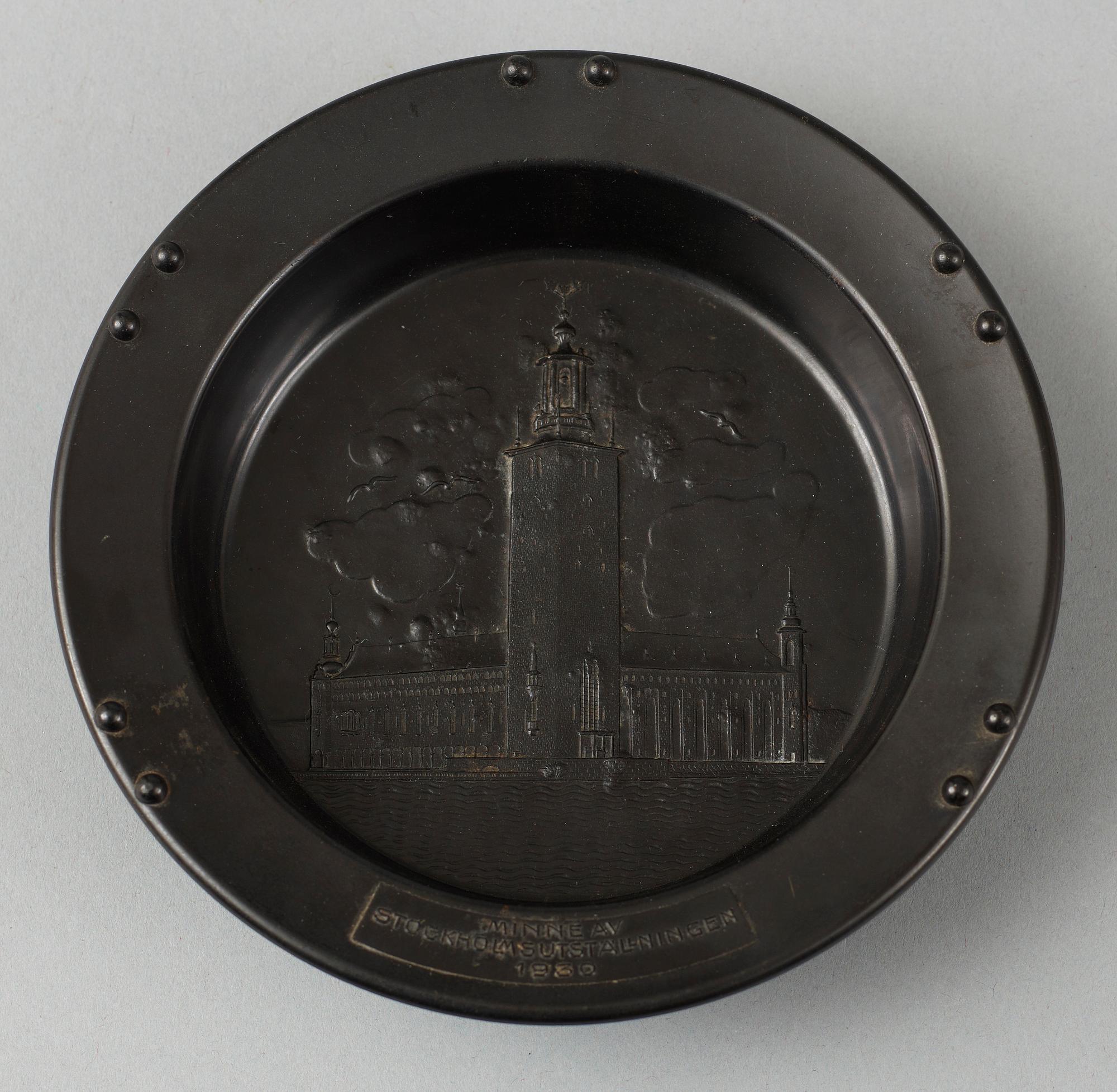 ETT PARTI SOUVENIRER, ca 30 delar, Stockholmsutställningen 1930.