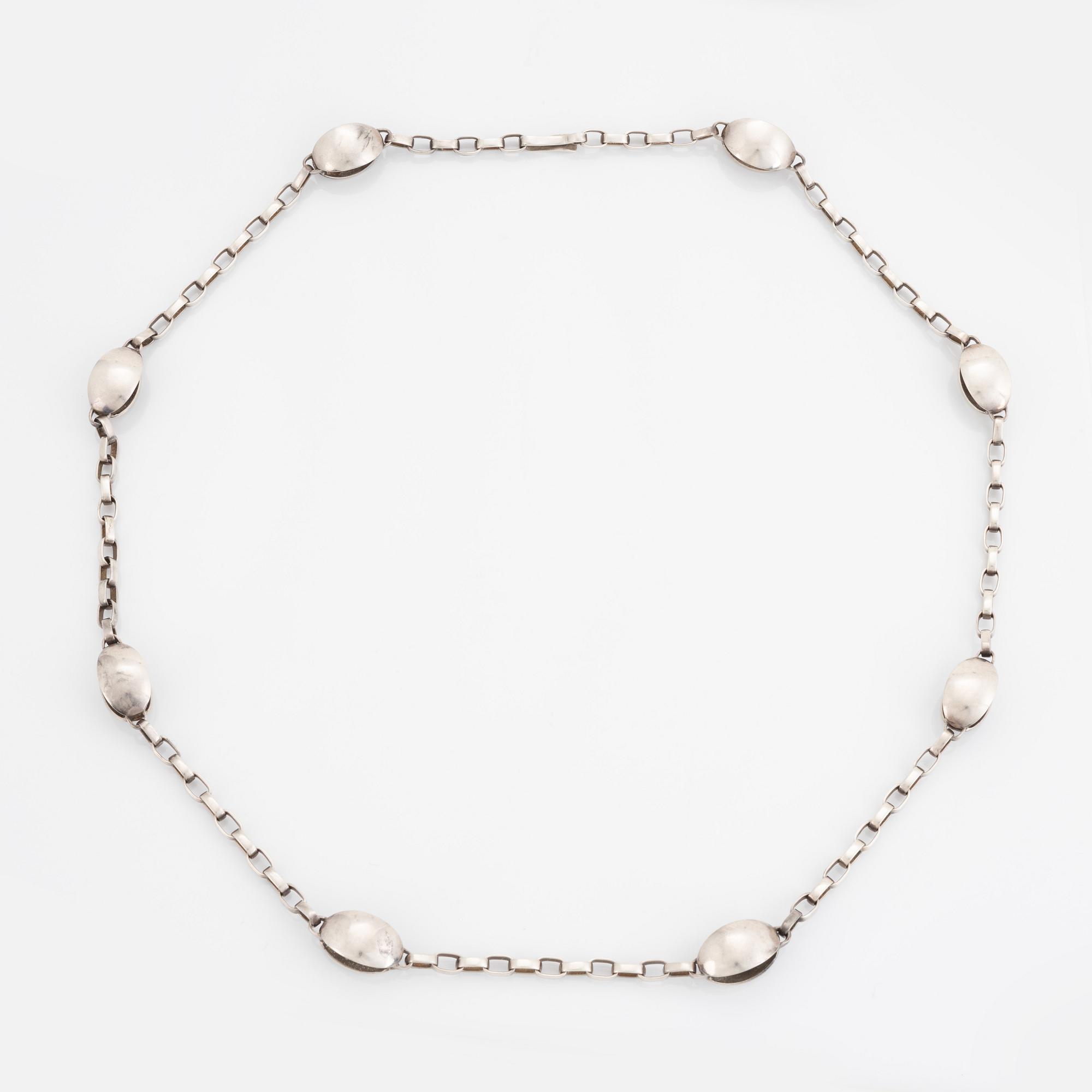 Sven-Erik Högberg, silver necklace.