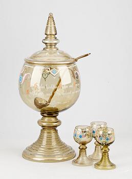BÅLSKÅL MED SLEV OCH REMMARE, 1+1+11, Glas, Österrike. 1900-tal.