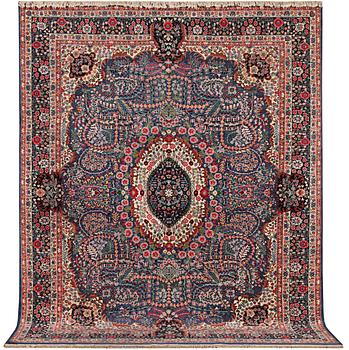 Matta, Kirman Laver, ca 300 x 243 cm.