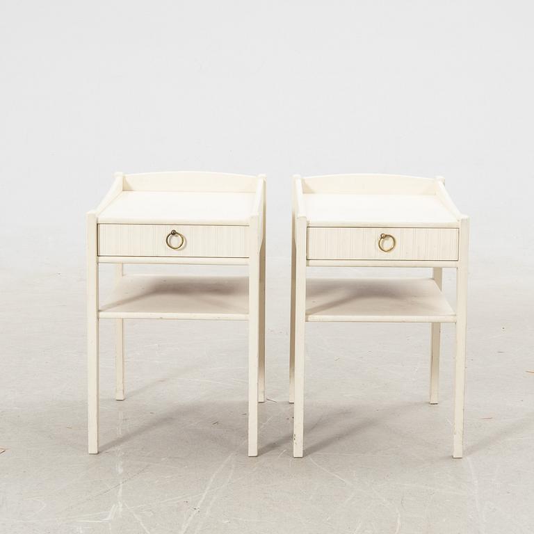Sängbord, ett par, 1900-tal.