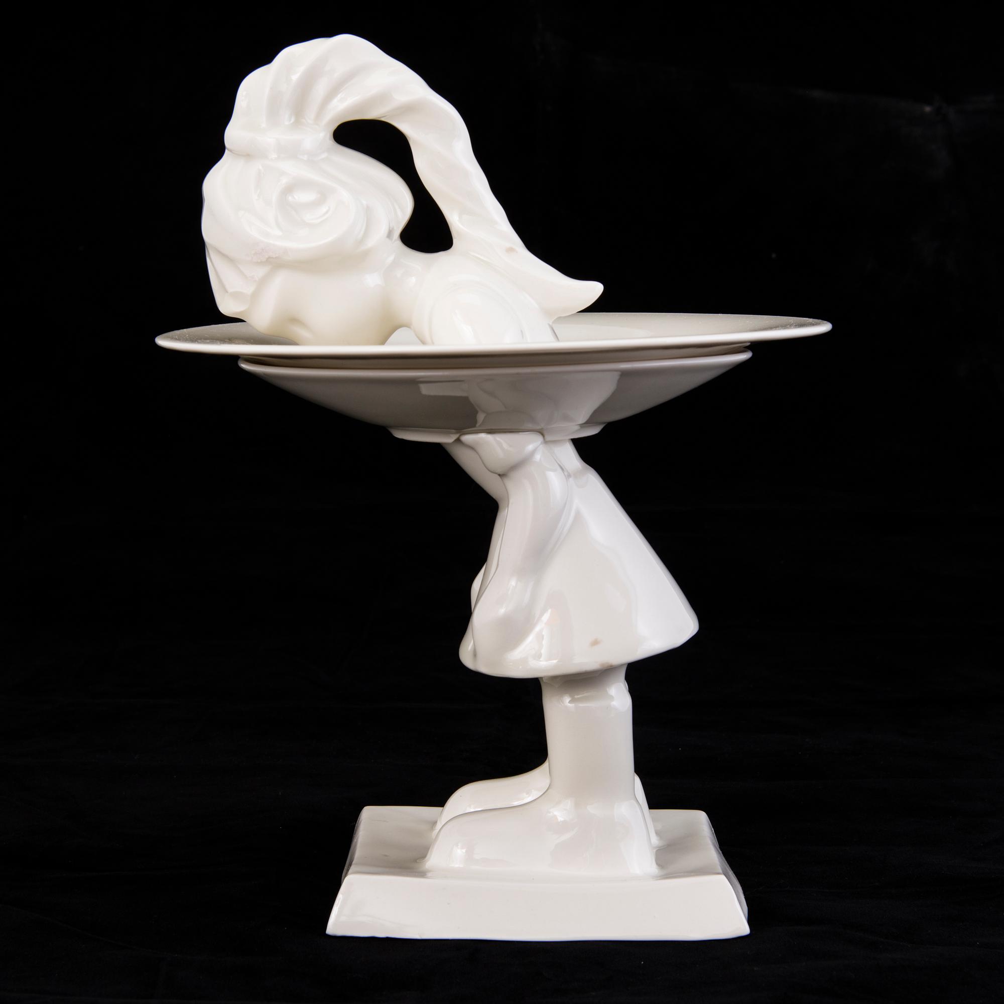 KIM SIMONSSON, tarjoiluvati, posliinia, signeerattu KIM 2013.