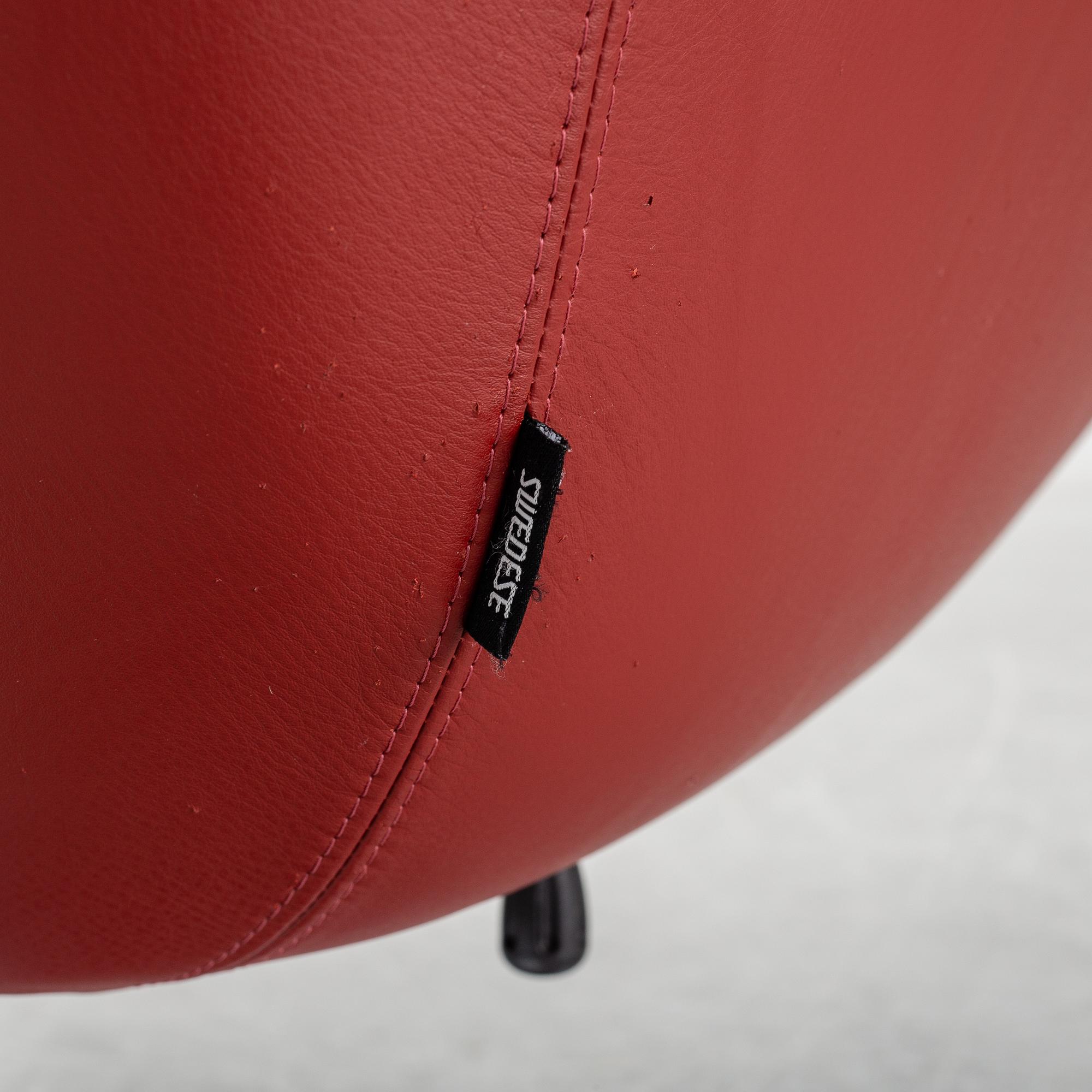 ROGER PERSSON, a 'Happy Swing', Swedese, design 2000.