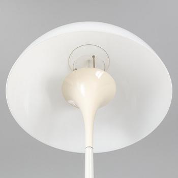 VERNER PANTON, golvlampa, "Pantella", Louis Poulsen, Danmark.