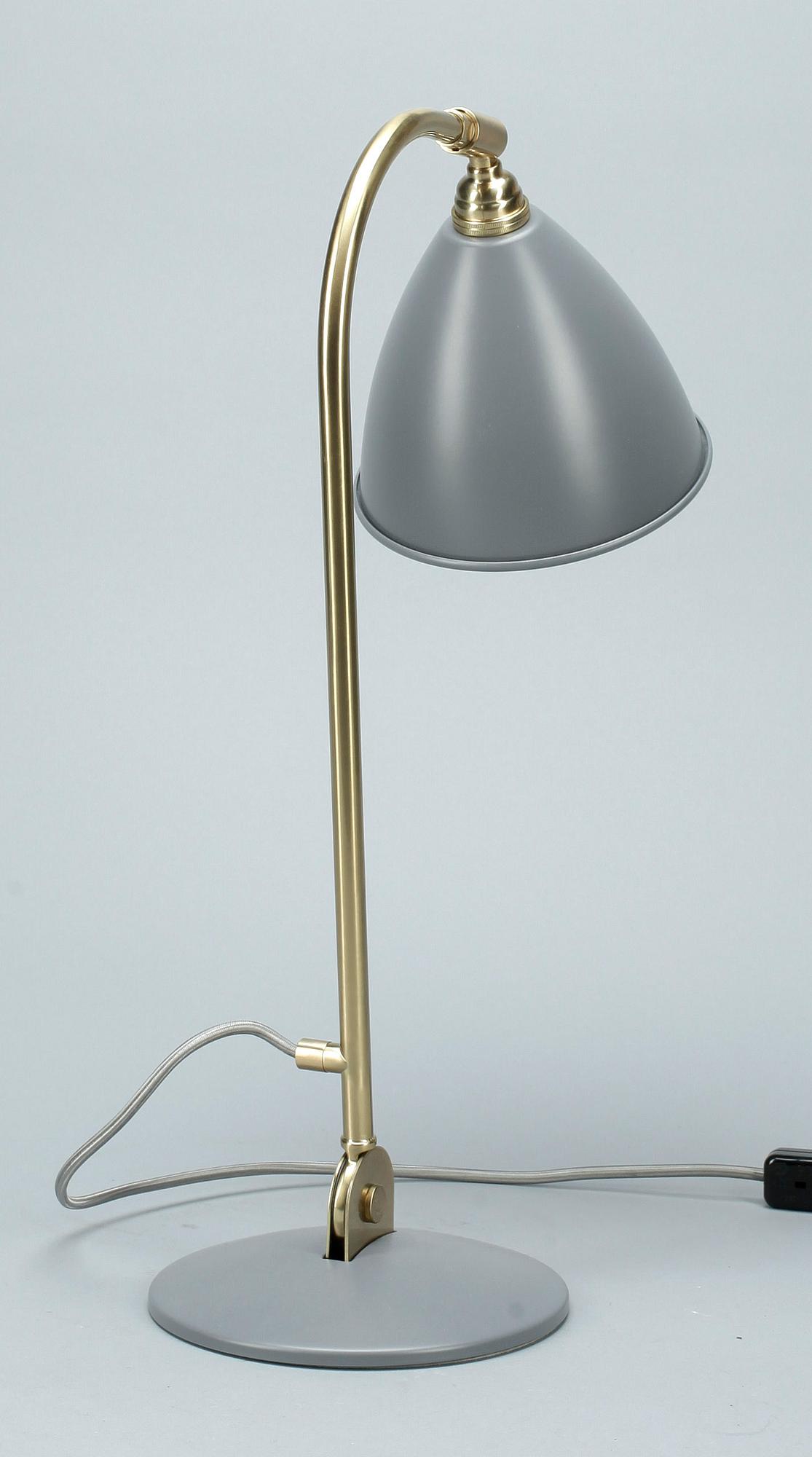 BORDSLAMPA, plåt/mässing, "Bestlite".