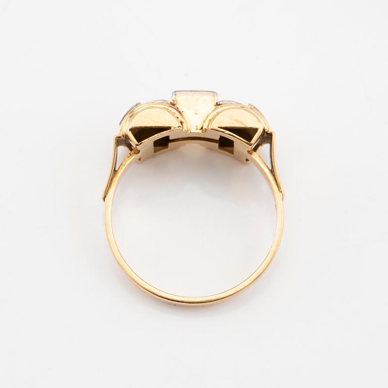 Ring 18K guld, Ernst Bylehn Katrineholm 1953.