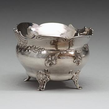 A Swedish 18th century silver bowl, mark of Anders Castman, Eksjö 1779.