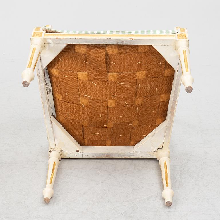 Karmstolar, ett par, gustaviansk stil, 1800-tal.