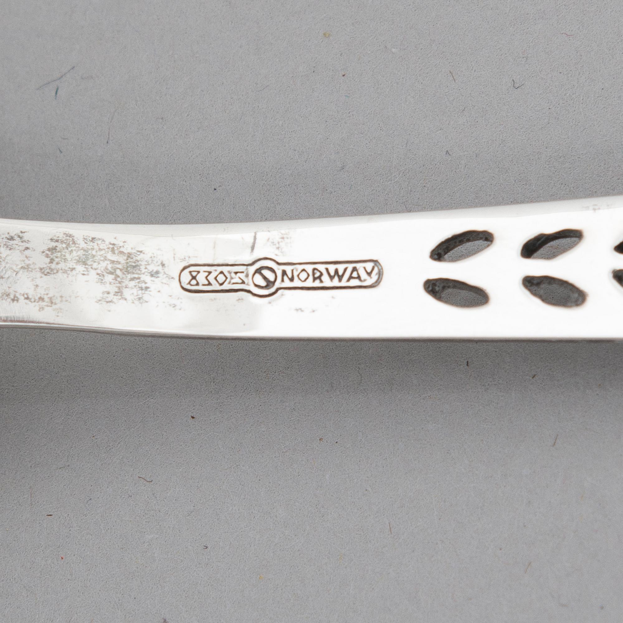 BESTICKUPPSÄTTNING, 126 delar, silver, Norge.
