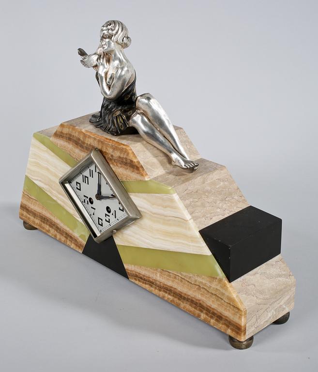 BORDSPENDYL, art déco, 1900-talets andra kvartal.