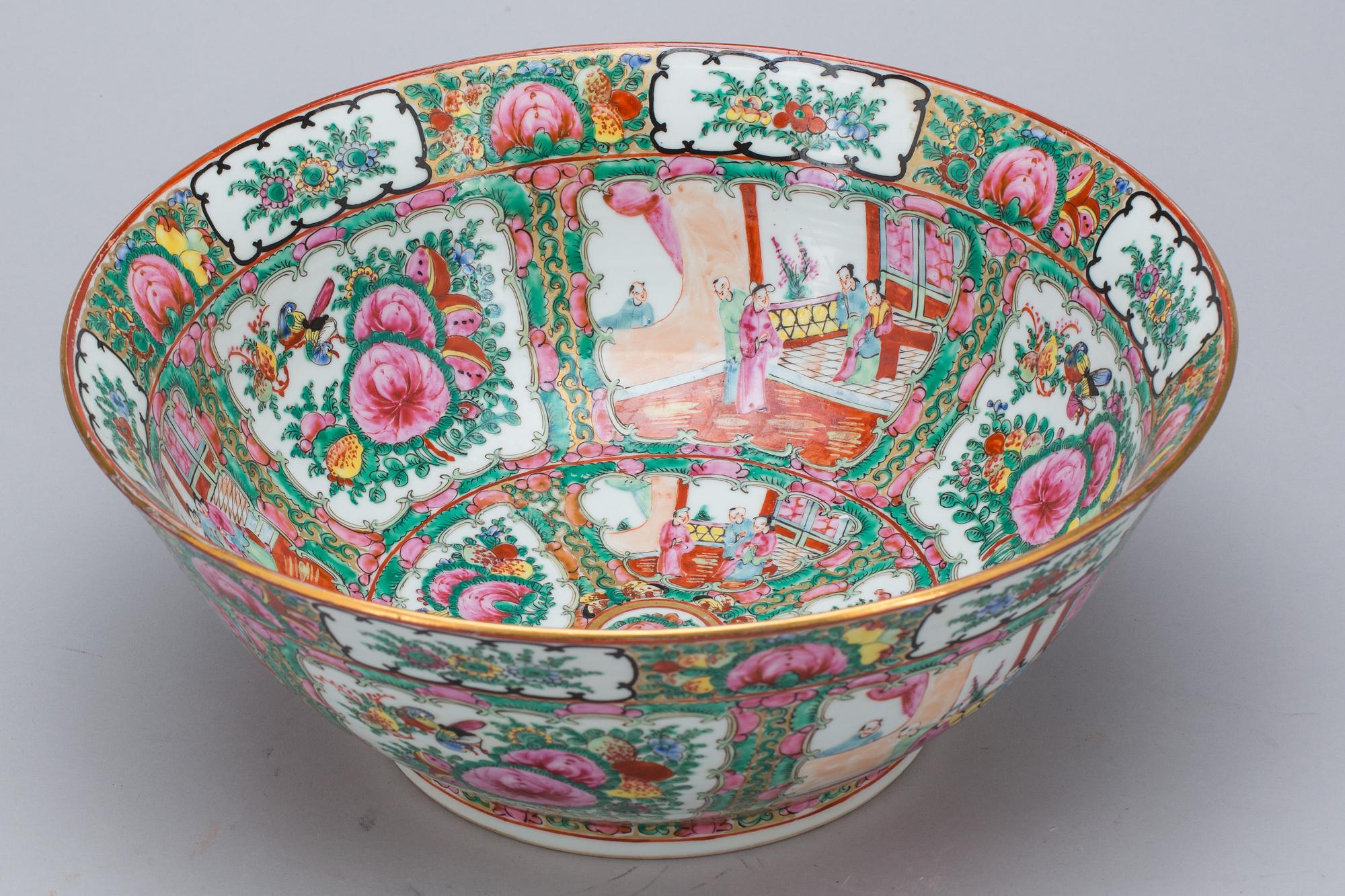 BÅLSKÅL, porslin, Kina, Kanton, 1800-talets andra hälft.