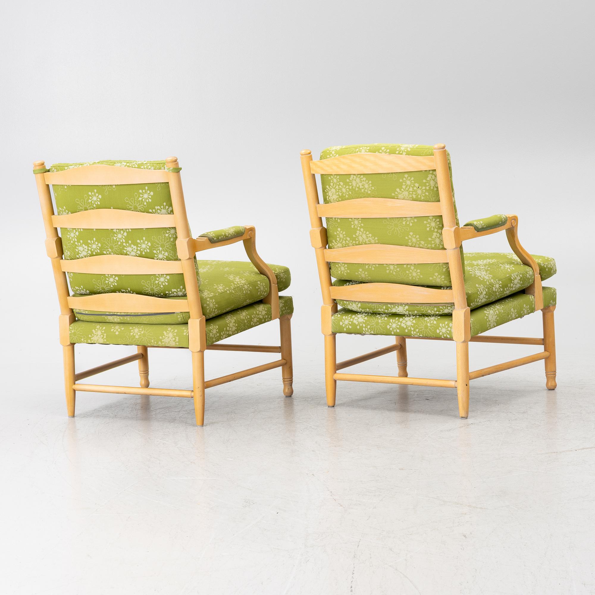 A pair of Gustavian style armchairs, tidigt 2000-tal.