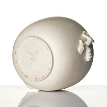 Wilhelm Kåge, vaser, två stycken, "Carrara", keramik, Gustavsberg, 1930-40-tal.