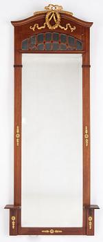 Spegel med konsolbord, eklektisk stil, sekelskifte 1900.