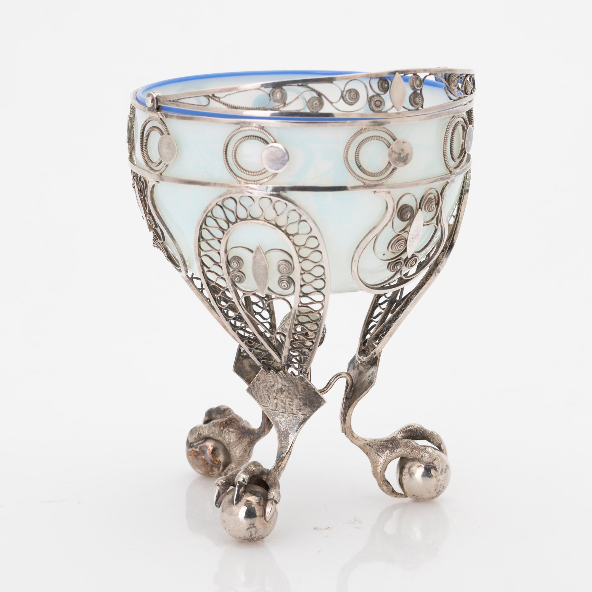 Sweet dish, silver, 19th century.