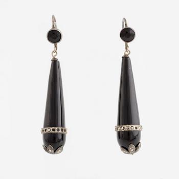 Necklace and a pair of earrings, silver, onyx, mother-of-pearl, and pyrite.