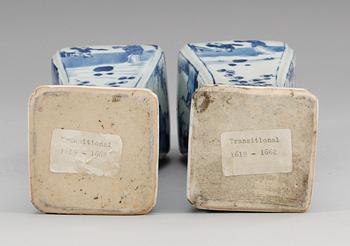 A pair of blue and white vases, Qing dynasty, Kangxi (1662-1722).