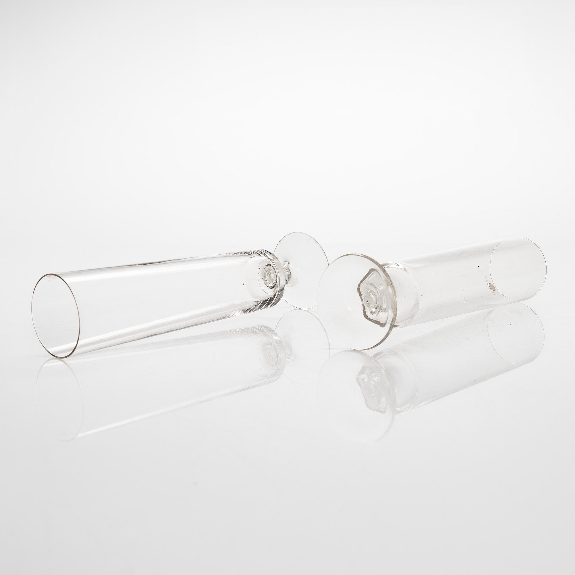 Tapio Wirkkala, A set of 19 "Karelia" model 2103 drinking glasses for Iittala Finland, in production 1965-1974.
