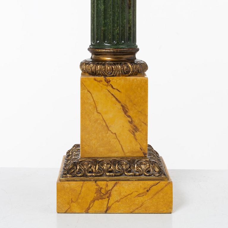 Bordslampor, ett par,  Empirestil, Acanto, Spanien, samtida.