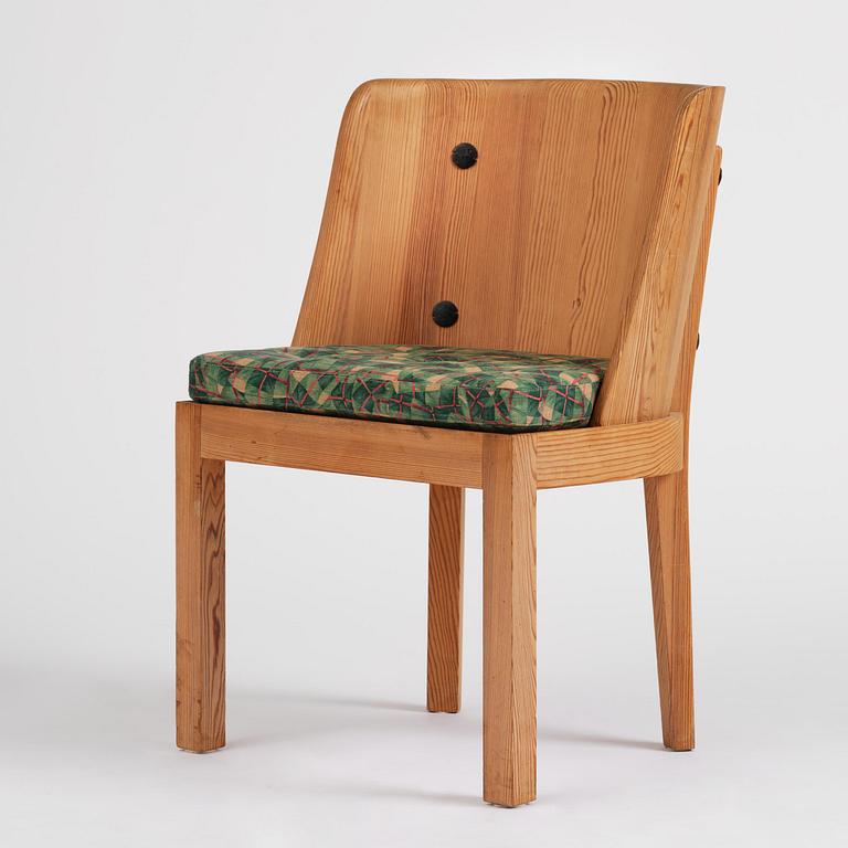 Axel Einar Hjorth, a stained pine "Lovö" chair, Nordiska Kompaniet, Sweden, 1930s.