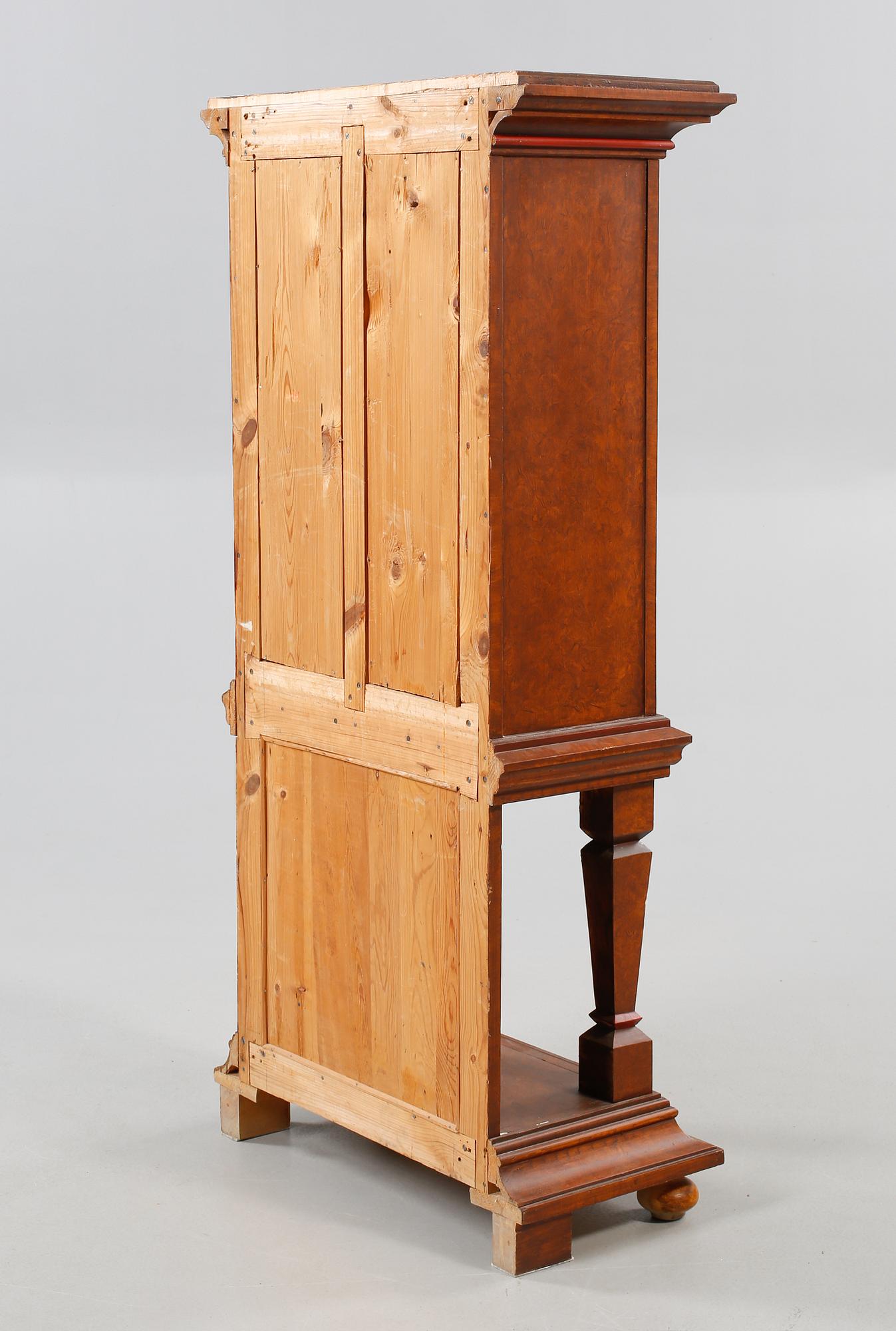 SKÅP, allmoge, daterat 1927.