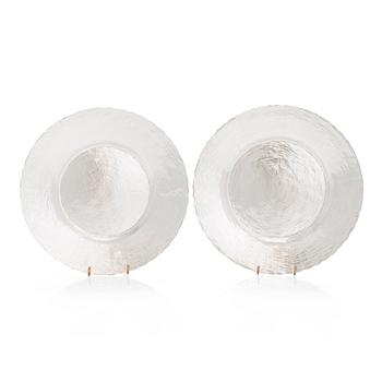 Tapio Wirkkala, two sterling silver dishes, model TW 410, Kultakeskus, Hämeenlinna 1972 and 1973. Design year 1969.