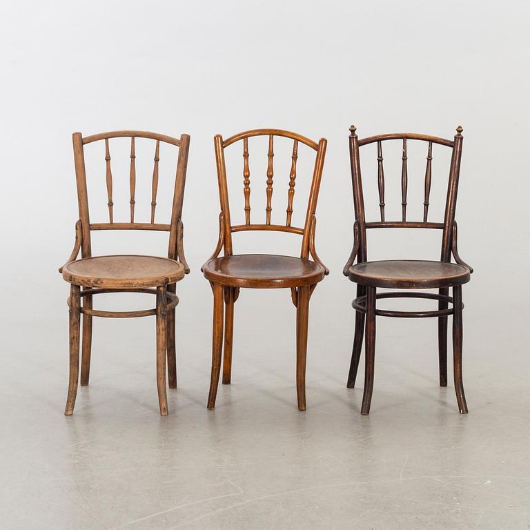 A SET OF 6 BENTWOOD CHAIR CA 1900.