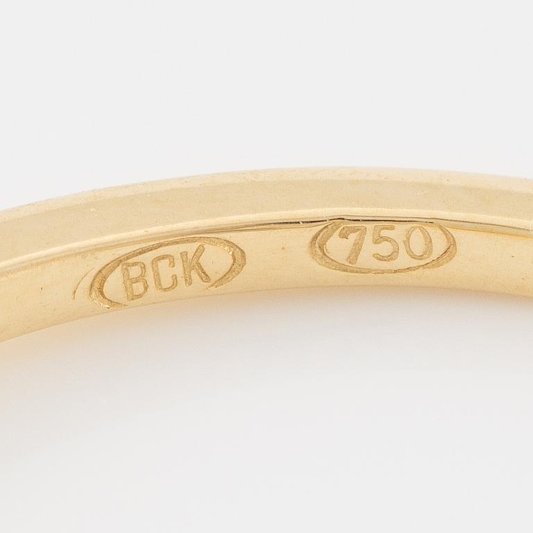 Ring 18K guld med morganit.