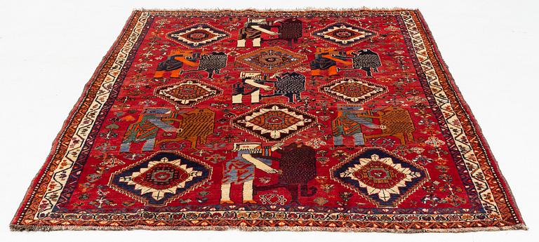 A Qashqai rug c 250 x 170 cm.