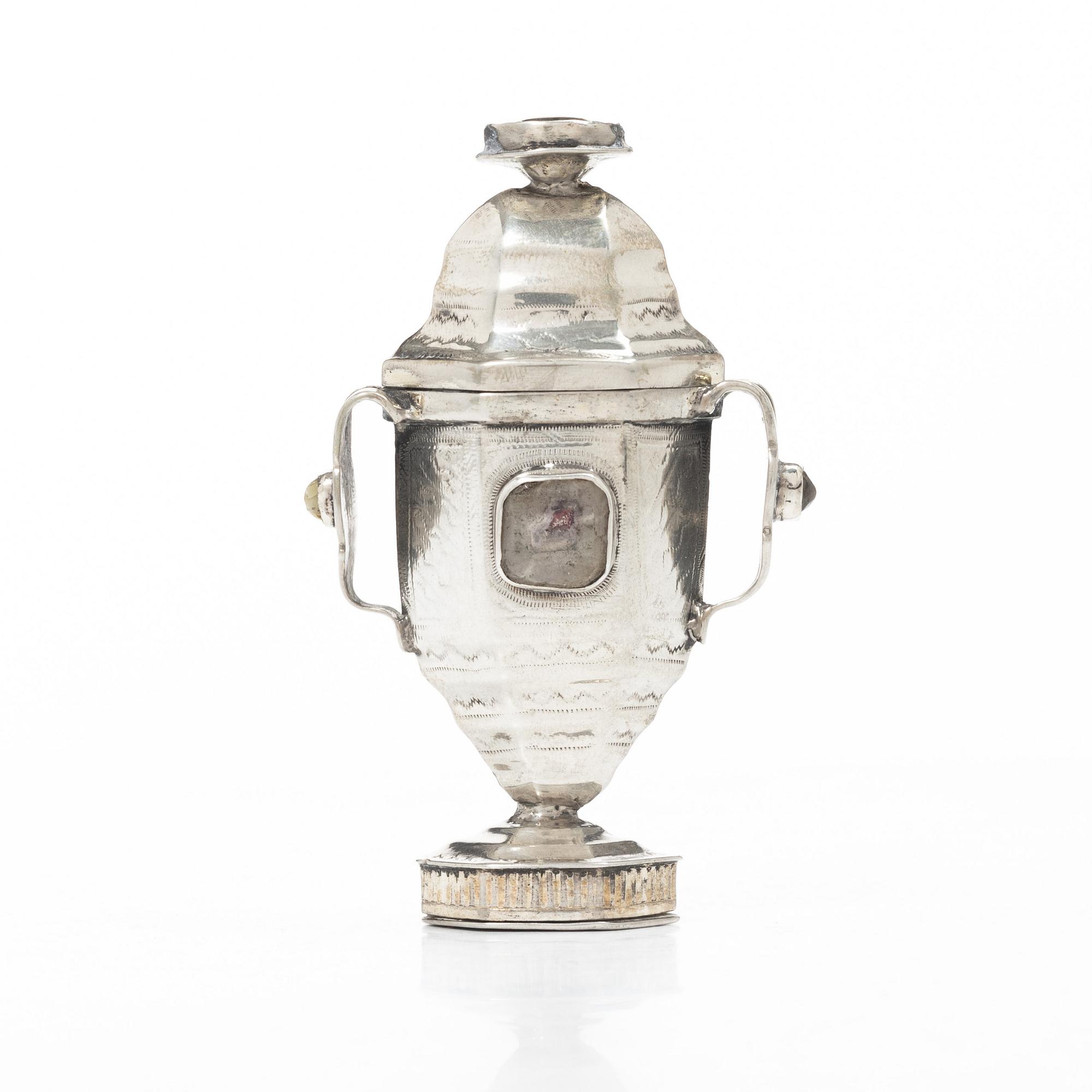 Scent box, silver, mark of Peter G.S. Hiller, Løgumkloster, Denmark (1777-1853).