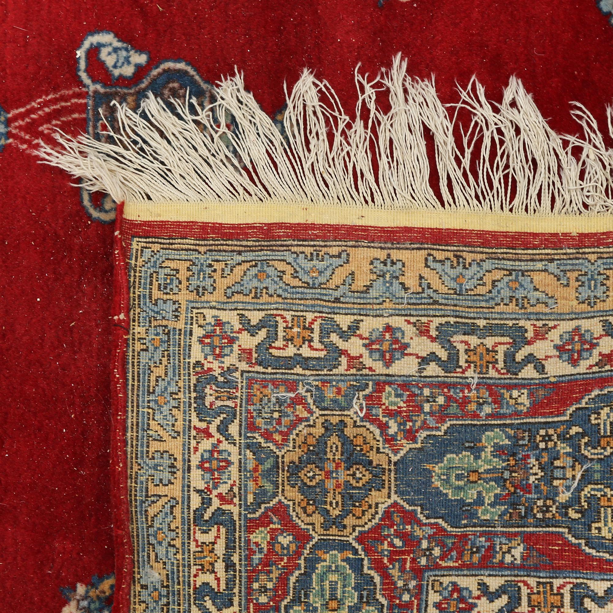 MATTA, troligen Isfahan Old, ca 185 x 123 cm.