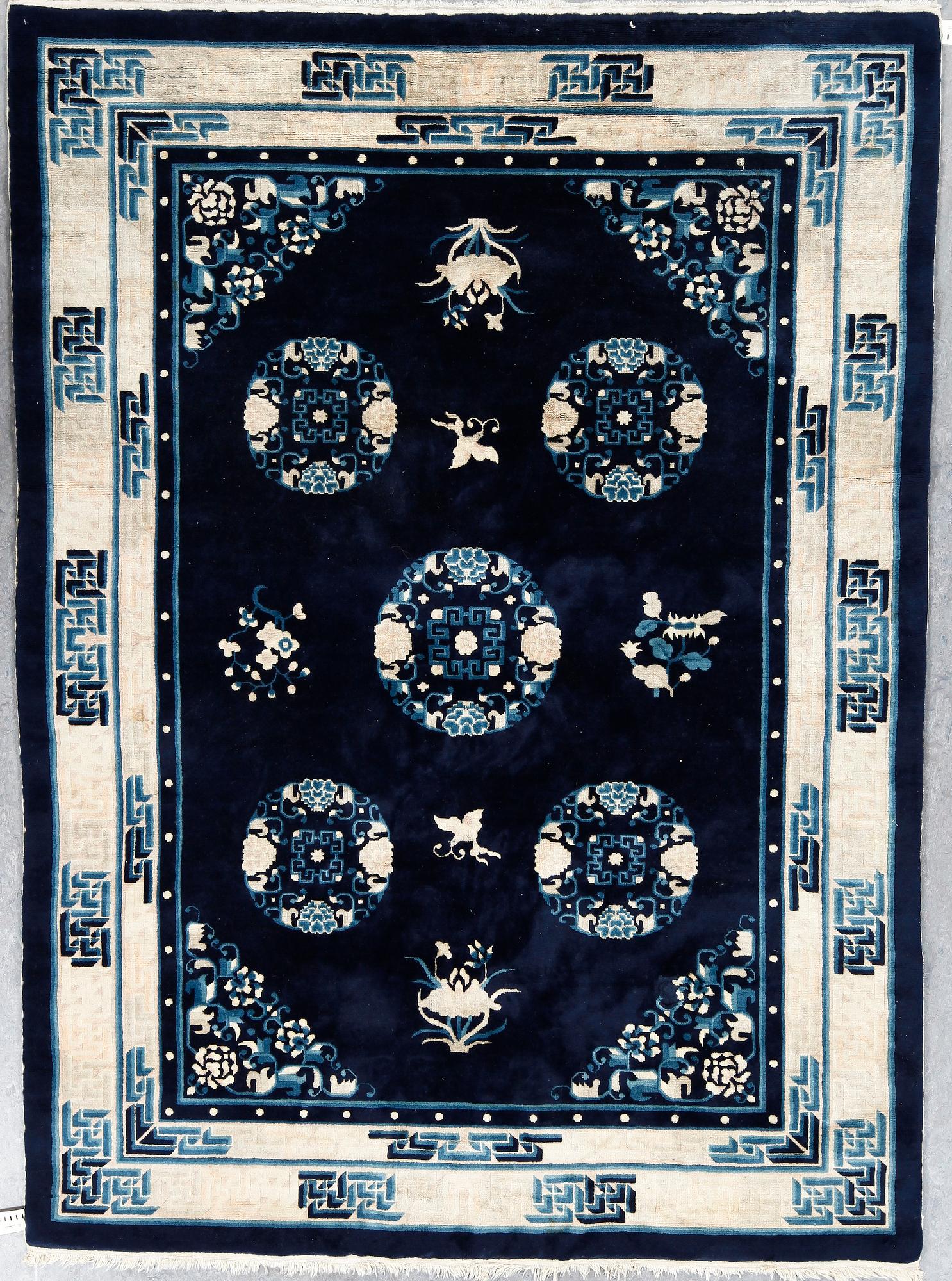 MATTA, semiantik/old Kina, ca 234x171 cm.